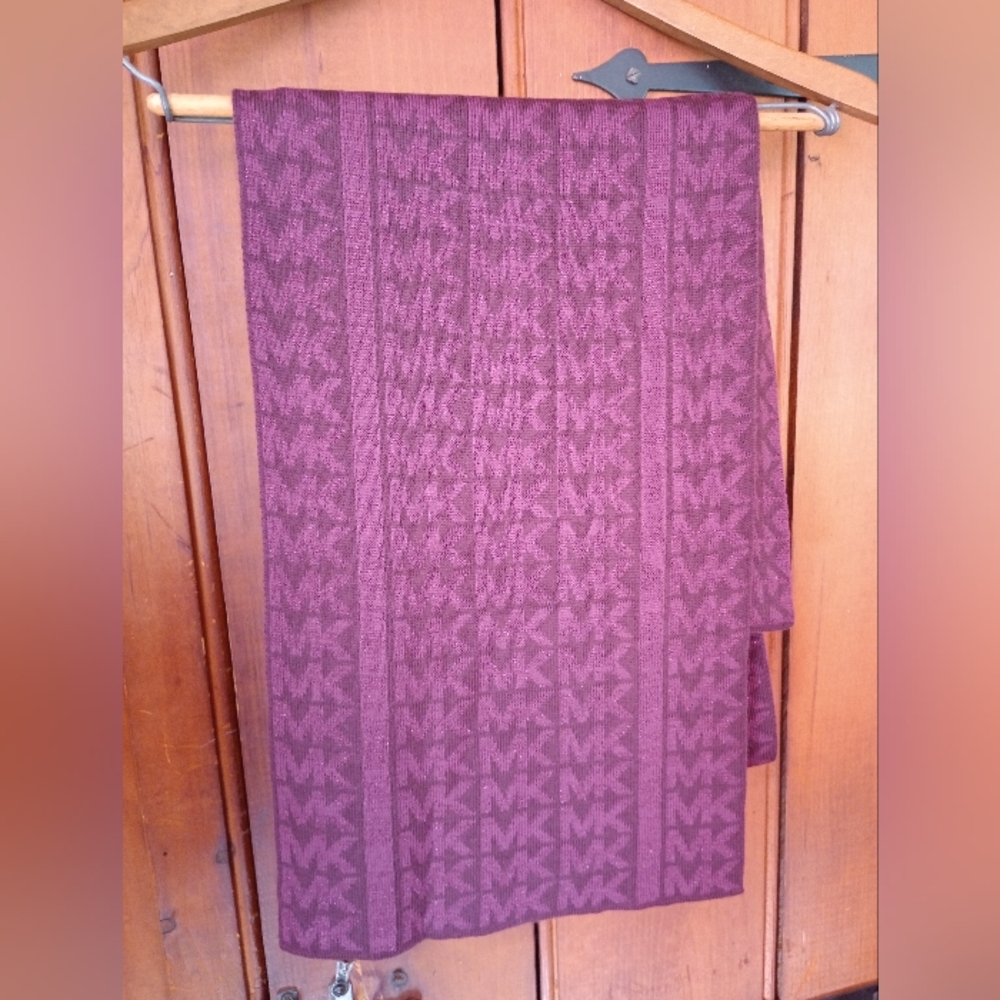 Michael Kors Purple Logo Scarf - Picture 3 of 8